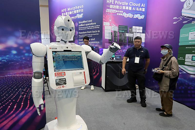 CORRECTION Taiwan AI Exhibition