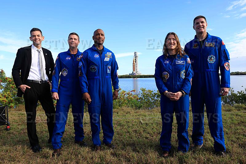 NASA`s Artemis Rocket And Orion Spacecraft Rolled Out To Launchpad