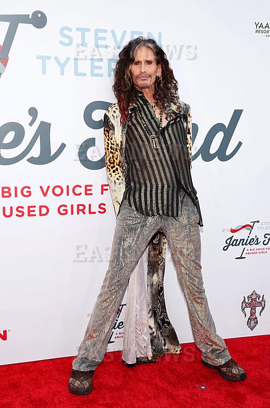 7th Annual Jam For Jamie GRAMMY Awards Viewing Party