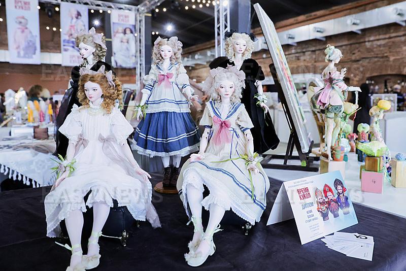 RUSSIA-ST. PETERSBURG-DOLL EXHIBITION